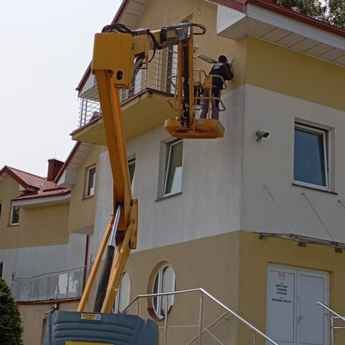 Modernizacja zewnętrznego oświetlenia w MOSiR Reda!